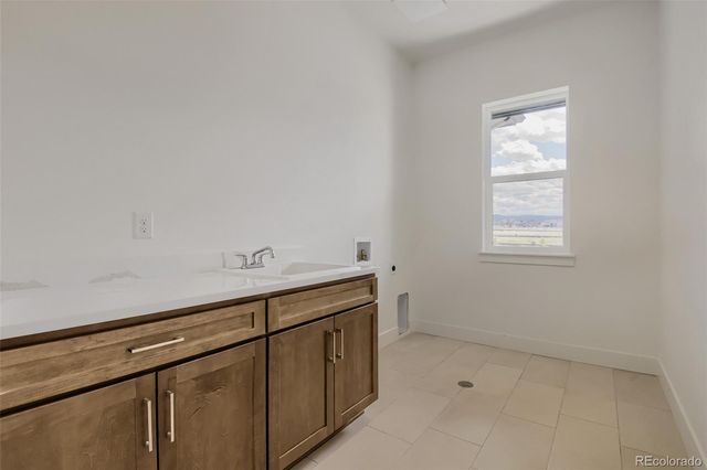 634 Leafy Aster Lane, Castle Rock, CO 80104