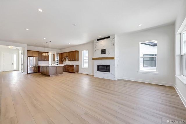 634 Leafy Aster Lane, Castle Rock, CO 80104