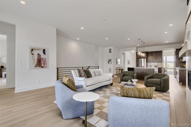 634 Leafy Aster Lane, Castle Rock, CO 80104