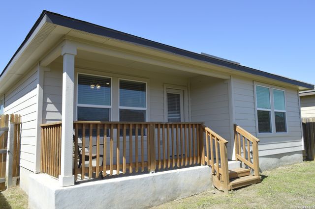 4340 Lake Ritter, St Hedwig, TX 78152