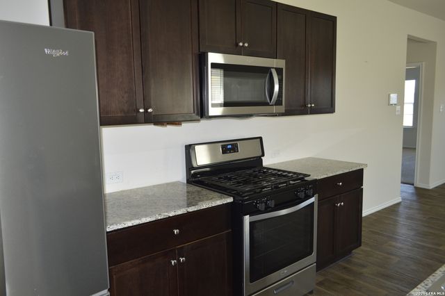 4340 Lake Ritter, St Hedwig, TX 78152