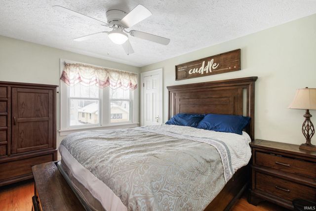 822 E Irvington Avenue, South Bend, IN 46614