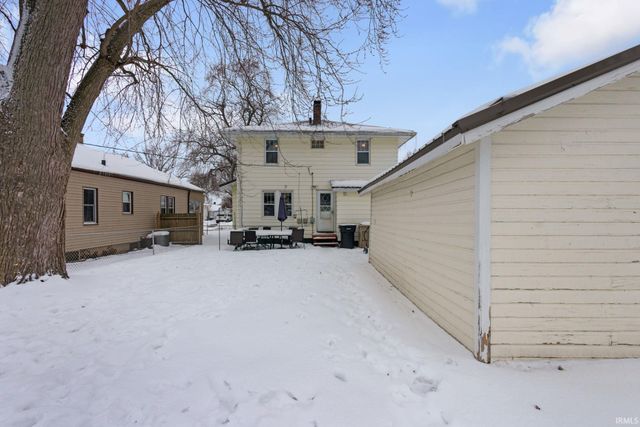 822 E Irvington Avenue, South Bend, IN 46614
