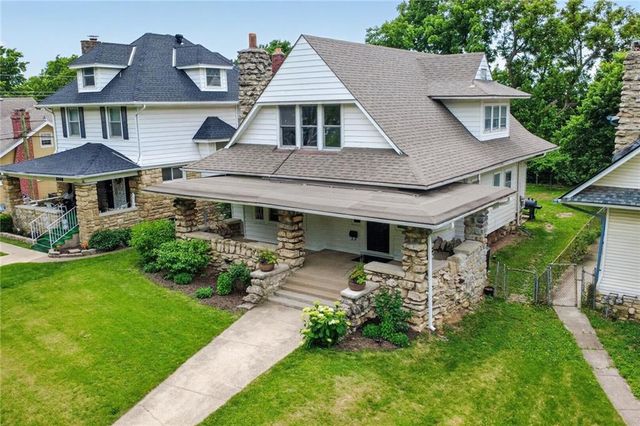 3304 W COLEMAN Road, Kansas City, MO 64111