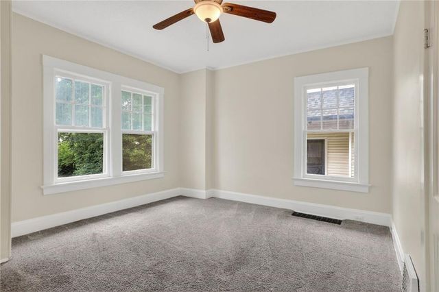 3304 W COLEMAN Road, Kansas City, MO 64111