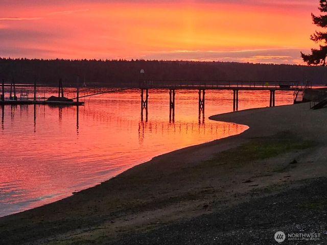 10216 Steamboat Island Road NW, Olympia, WA 98502