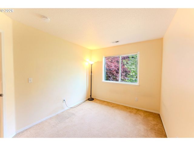 20819 Sw SKIVER St, Beaverton, OR 97078