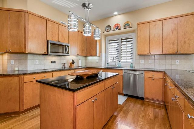 7818 N Mattox Avenue, Kansas City, MO 64151