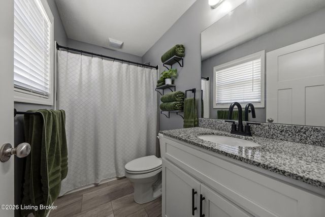 1054 Saint John Church Rd, Elizabethtown, KY 42701