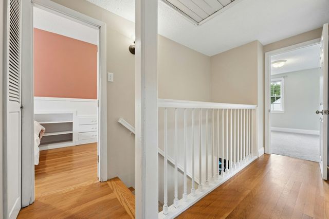 26 Millbury Ave, Millbury, MA 01527