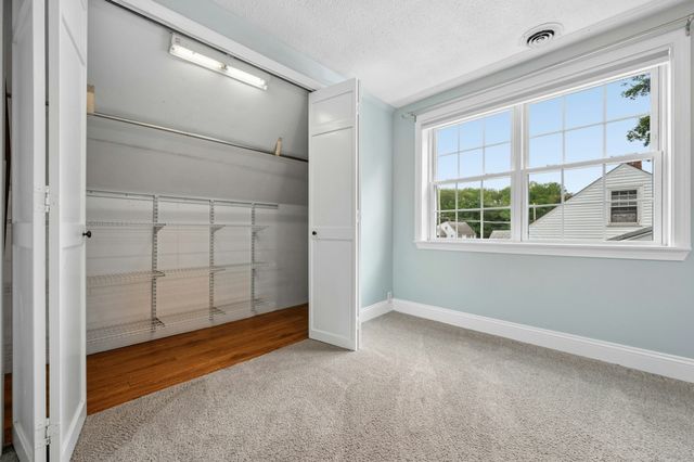 26 Millbury Ave, Millbury, MA 01527