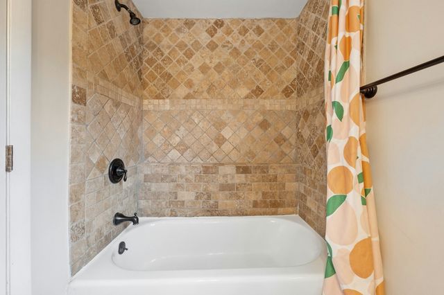 26 Millbury Ave, Millbury, MA 01527