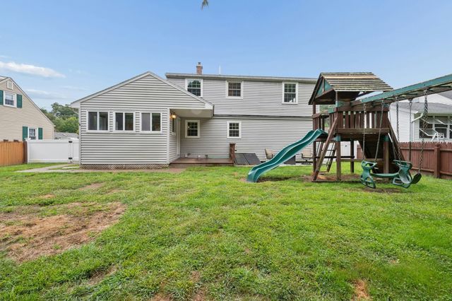 26 Millbury Ave, Millbury, MA 01527