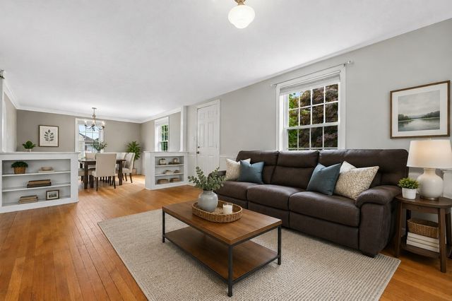 26 Millbury Ave, Millbury, MA 01527