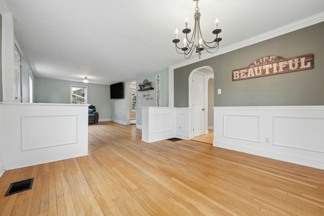 26 Millbury Ave, Millbury, MA 01527