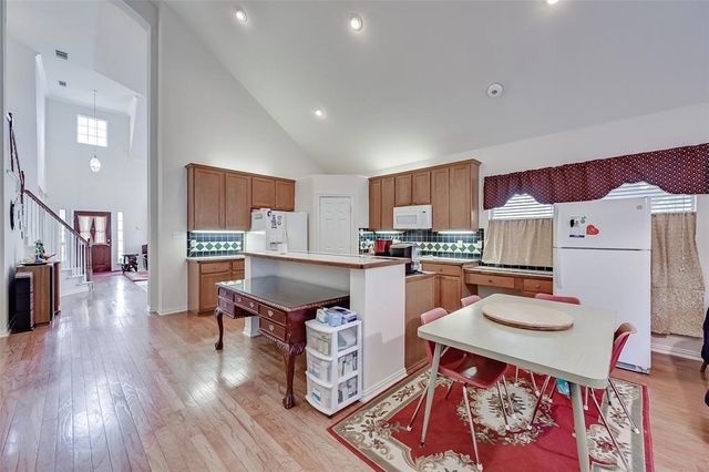 5701 Christy Lane, Haltom City, TX 76137