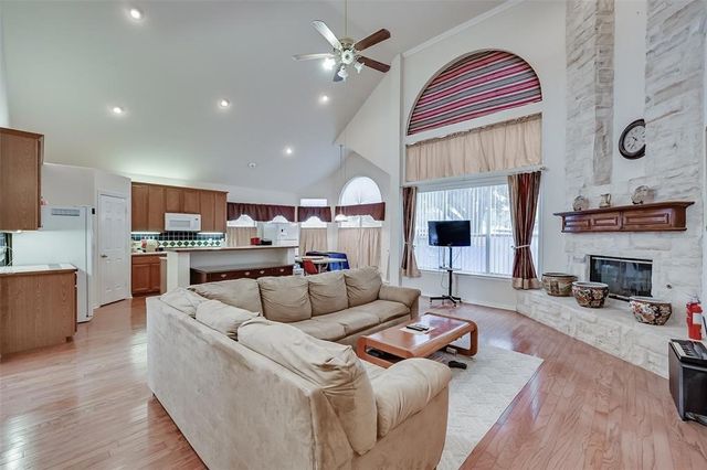 5701 Christy Lane, Haltom City, TX 76137