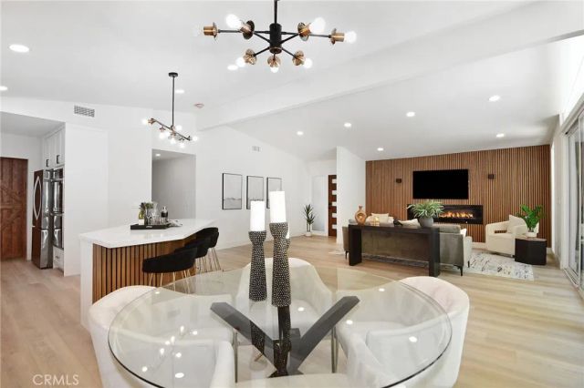 22284 Avenue San Luis, Woodland Hills, CA 91364