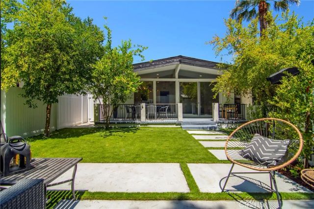 22284 Avenue San Luis, Woodland Hills, CA 91364