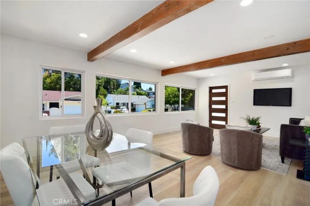 22284 Avenue San Luis, Woodland Hills, CA 91364