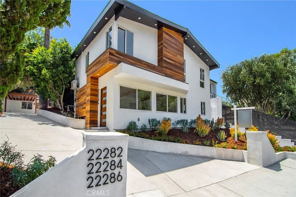 22284 Avenue San Luis, Woodland Hills, CA 91364
