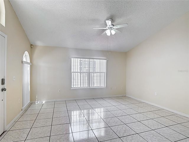 50989 HIGHWAY 27 174, Davenport, FL 33897