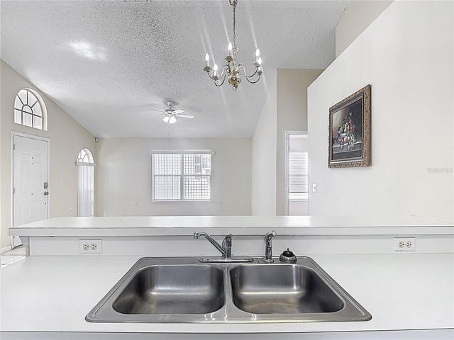 50989 HIGHWAY 27 174, Davenport, FL 33897