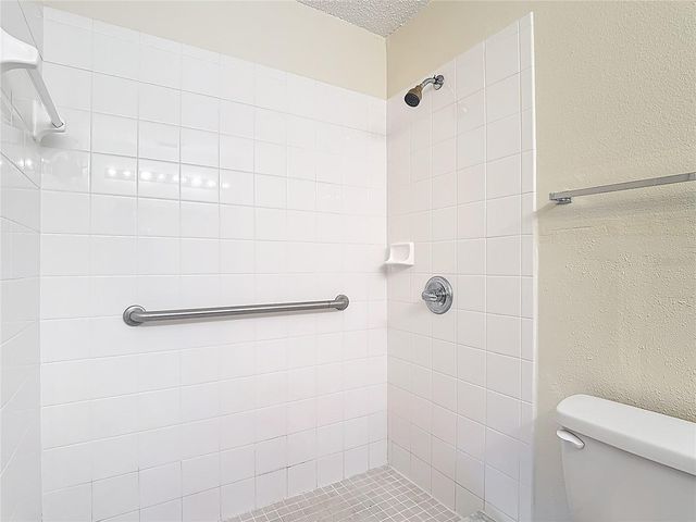 50989 HIGHWAY 27 174, Davenport, FL 33897