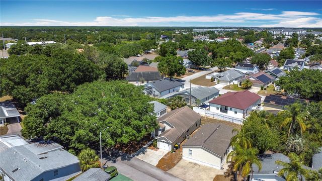 50989 HIGHWAY 27 174, Davenport, FL 33897