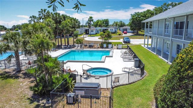 50989 HIGHWAY 27 174, Davenport, FL 33897