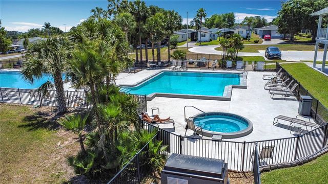 50989 HIGHWAY 27 174, Davenport, FL 33897