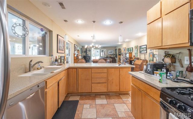 98 Turkey Ridge Lane, Steelville, MO 65565