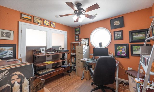 98 Turkey Ridge Lane, Steelville, MO 65565