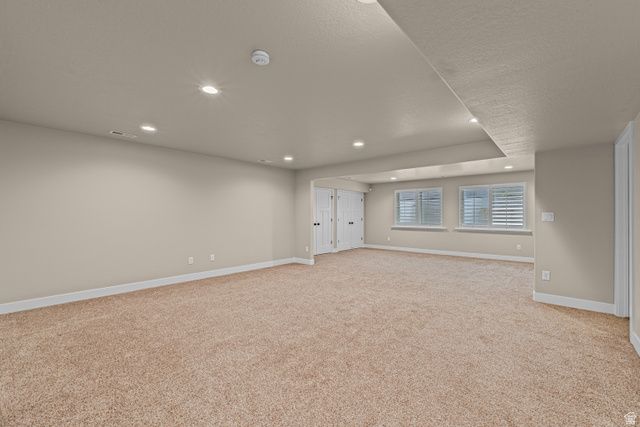 378 N THURSTON LN, Layton, UT 84040