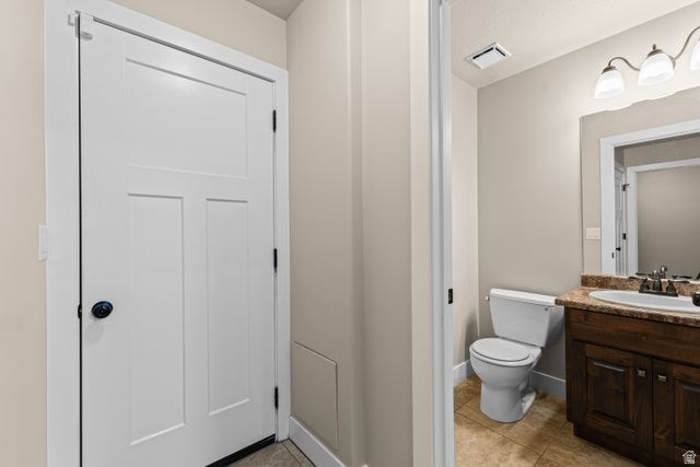 378 N THURSTON LN, Layton, UT 84040