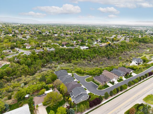 378 N THURSTON LN, Layton, UT 84040