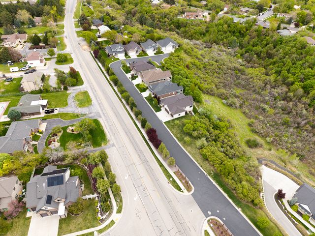 378 N THURSTON LN, Layton, UT 84040