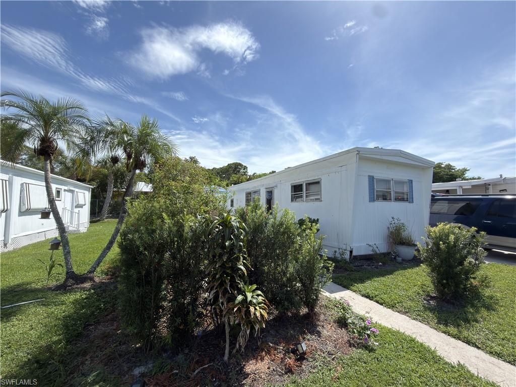 109 Enchanting BLVD, NAPLES, FL 34112 — exterior