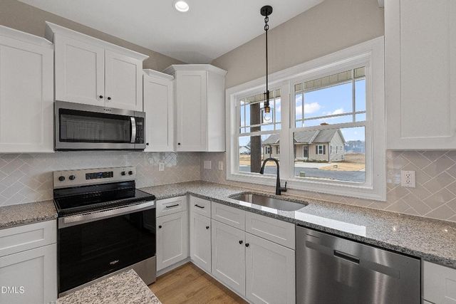 922 Micro Road W, Selma, NC 27576