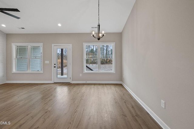 922 Micro Road W, Selma, NC 27576