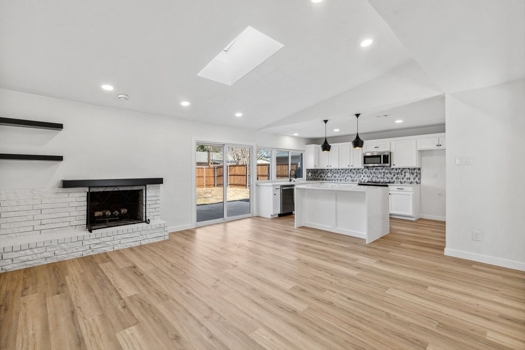 1405 Sequoia Drive, Plano, TX 75023