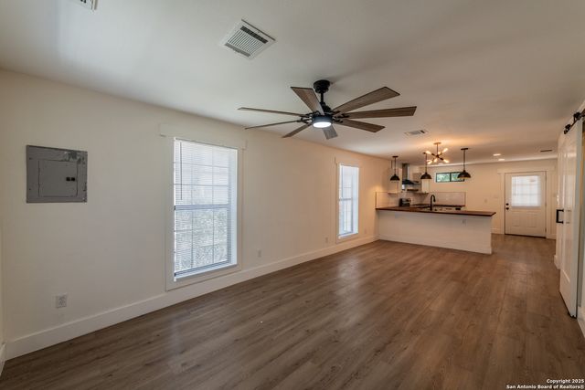 215 Oelkers, San Antonio, TX 78204