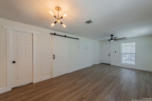 215 Oelkers, San Antonio, TX 78204