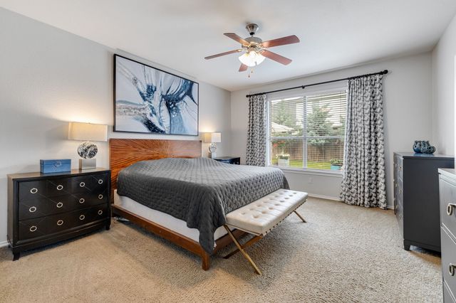 5752 Skinner Way, Grand Prairie, TX 75052
