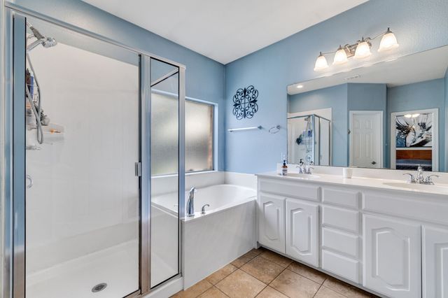 5752 Skinner Way, Grand Prairie, TX 75052