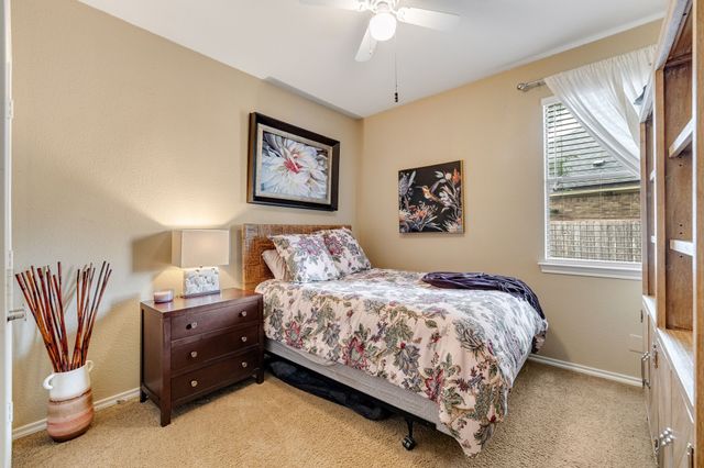 5752 Skinner Way, Grand Prairie, TX 75052