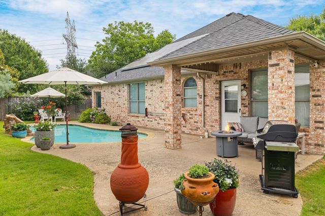 5752 Skinner Way, Grand Prairie, TX 75052