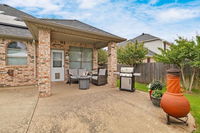 5752 Skinner Way, Grand Prairie, TX 75052