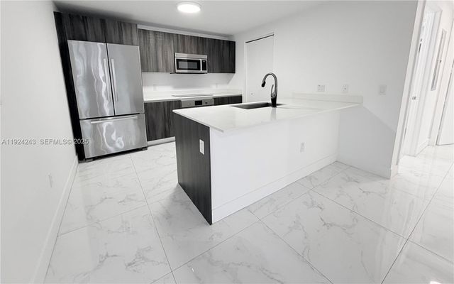 488 NE 18th St 2310, Miami, FL 33132