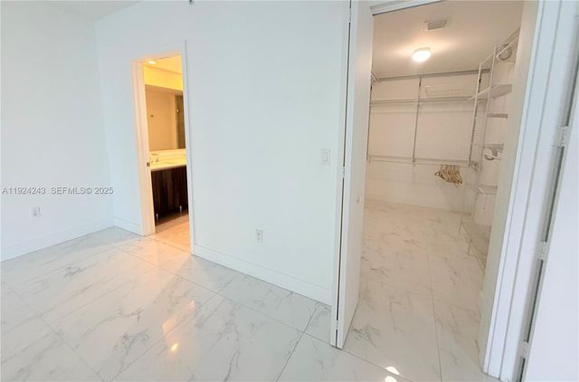 488 NE 18th St 2310, Miami, FL 33132